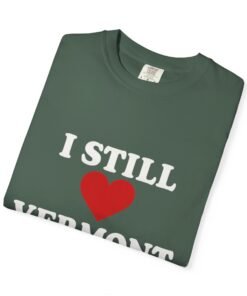Alternative view of 802 BUILT “I Still ❤️ Vermont” T-Shirt